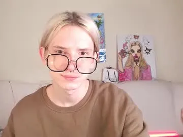 playussoftly – webcam model profile photo Image 5