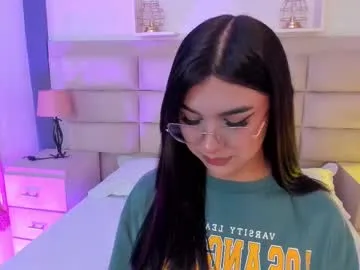 your_dolls – webcam model profile photo Image 4