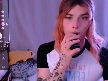 playussoftly – webcam model profile photo Image 13