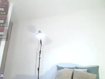 playussoftly – webcam model profile photo Image 12