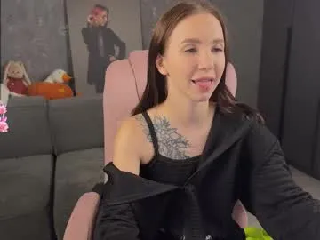 cinacandy – webcam model profile photo Image 15