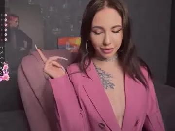 cinacandy – webcam model profile photo Image 6