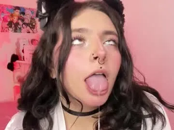 im_manu – webcam model profile photo Image 5