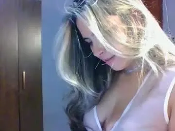 wet_dreamm22 – webcam model profile photo Image 15