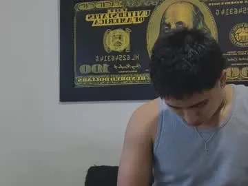 ewagreen – webcam model profile photo Image 6