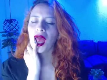 karlenegries – webcam model profile photo Image 7