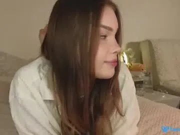 love_you_to123 – webcam model profile photo Image 9