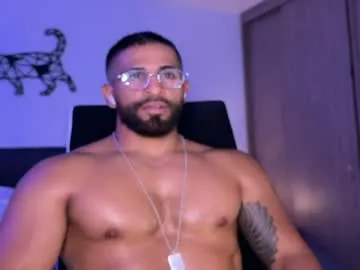 pao2c_ – webcam model profile photo Image 4