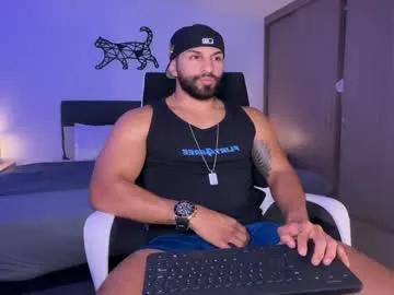 pao2c_ – webcam model profile photo Image 6