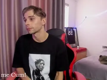 alyaska_2000 – webcam model profile photo Image 13