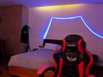 alyaska_2000 – webcam model profile photo Image 9