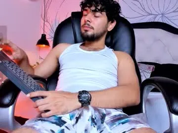 nympho_nathy_sophi – webcam model profile photo Image 14