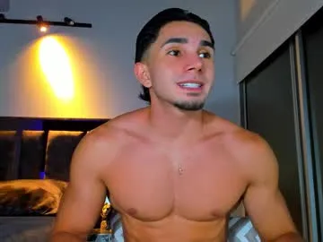 skybella_ – webcam model profile photo Image 9