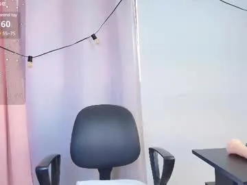 angelsofaurora – webcam model profile photo Image 4