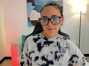 straight__friends – webcam model profile photo Image 19