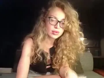 realtryit – webcam model profile photo Image 3