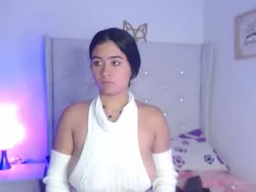 nickyselene – webcam model profile photo Image 8