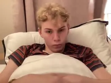 welcome2pleasureland – webcam model profile photo Image 13