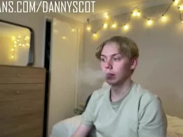 welcome2pleasureland – webcam model profile photo Image 4