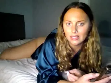 hedera_hime – webcam model profile photo Image 3