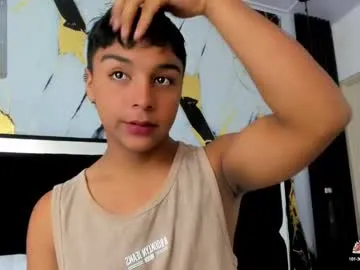 sweetyoops – webcam model profile photo Image 4