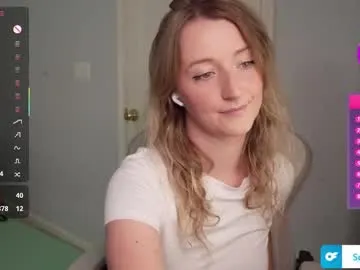 xpuka – webcam model profile photo Image 9