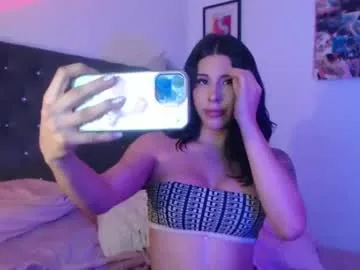 playussoftly – webcam model profile photo Image 10