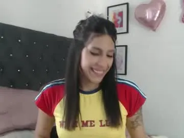 playussoftly – webcam model profile photo Image 3