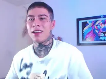 angelsofaurora – webcam model profile photo Image 2