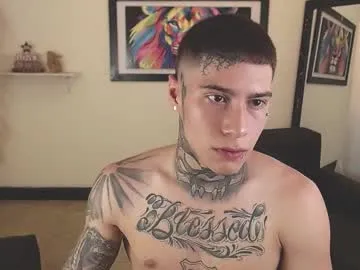 angelsofaurora – webcam model profile photo Image 3