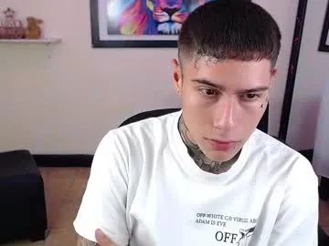 angelsofaurora – webcam model profile photo Image 4