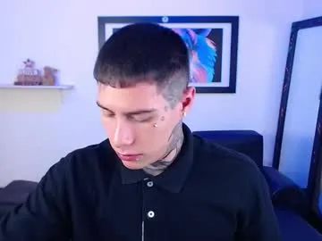 angelsofaurora – webcam model profile photo Image 5