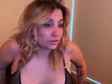 ErikaBonnie – webcam model profile photo Image 9