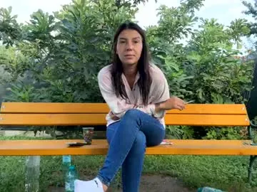 fannygarland – webcam model profile photo Image 9