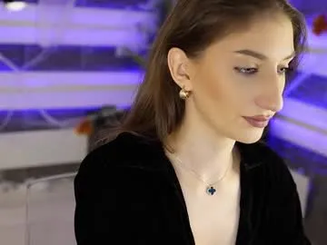 lila_cohen – webcam model profile photo Image 2