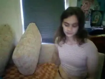 petites_perles – webcam model profile photo Image 7