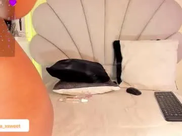 pamela_ambrosia1 – webcam model profile photo Image 10