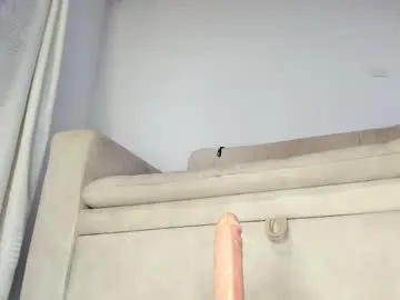 mary_meys – webcam model profile photo Image 4