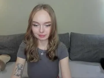 xaevynne – webcam model profile photo Image 17