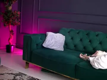 loving_ladies – webcam model profile photo Image 13