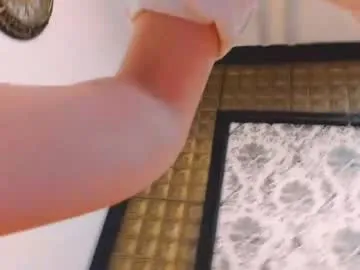 realtryit – webcam model profile photo Image 3