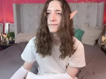 luckaisha – webcam model profile photo Image 4