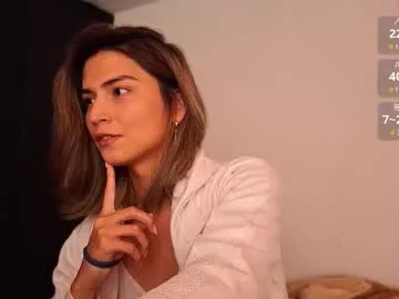 elektra_and_konan_01 – webcam model profile photo Image 12