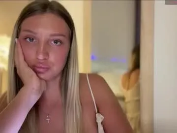 your_dolls – webcam model profile photo Image 10