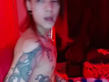 karlenegries – webcam model profile photo Image 15