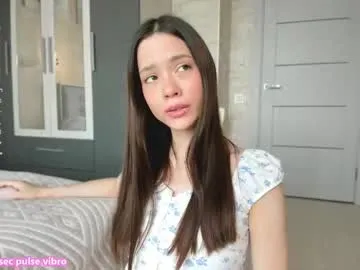 crissnight – webcam model profile photo Image 13