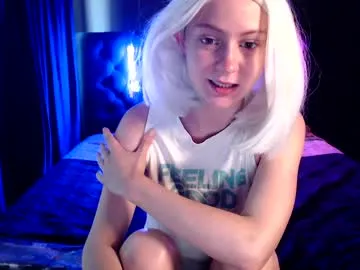 vivy_ – webcam model profile photo Image 11