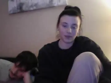 little_sharol – webcam model profile photo Image 14