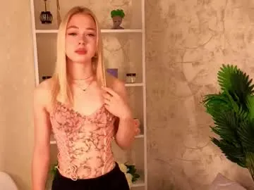 alice_edward – webcam model profile photo Image 17