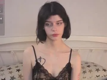 alice_edward – webcam model profile photo Image 5